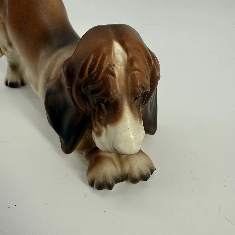 Vintage Norcrest Basset‎ Hound Porcelain Figurine Japanese Super Cute EUC 7